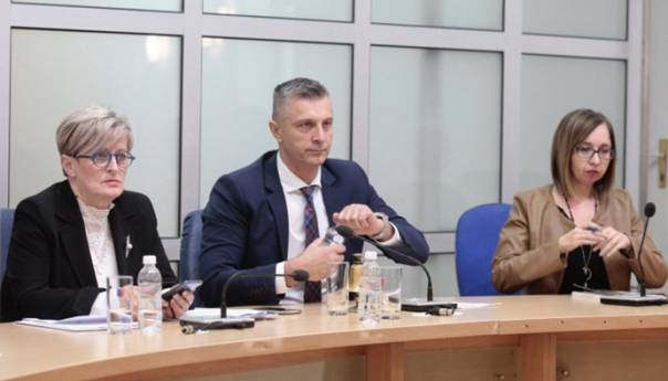 Čelik: Konaković nema pravo predstavljati Bošnjake