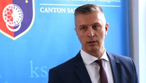 Čelik: Osamnaest zastupnika je sasvim dovoljno za formiranje nove vlade KS-a
