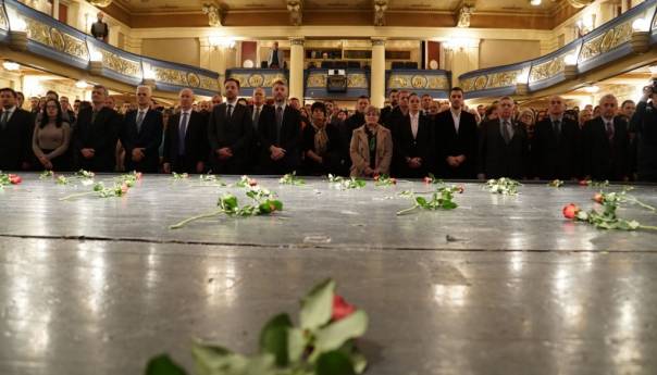 Čelik se izvinio građanima zbog neisticanja zastave BiH