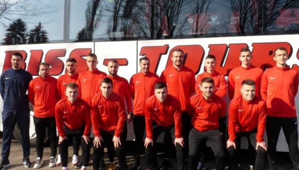 Čelik testira stopera iz Malija i napadača iz Gvineje, vraća se i Carlos