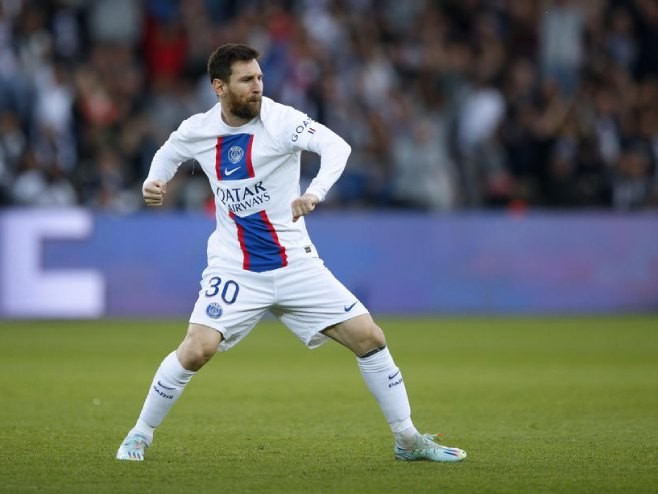 Čelnici PSG-a nude novi ugovor Messiju