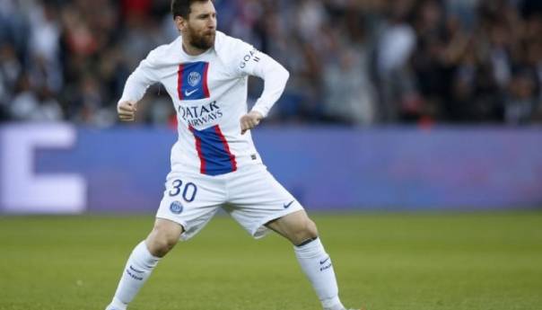 Čelnici PSG-a nude novi ugovor Messiju