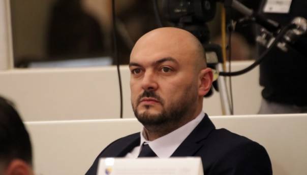 Čelnici Ujedinjene Srpske podržali Ilića, tvrde da nije prekršio propise