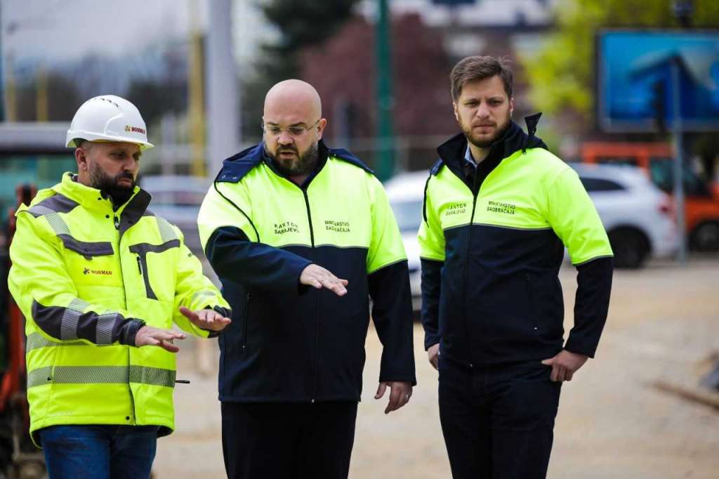 Čengić i Šteta: Pruga će biti završena u roku