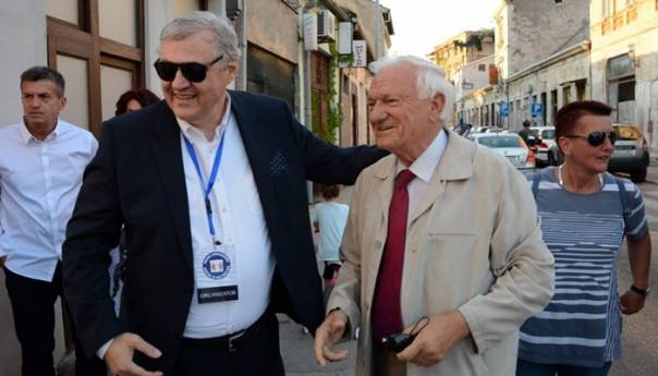 Centar za mir: General Divjak, naš 'Mimar mira' kojim se ova zemlja ponosi