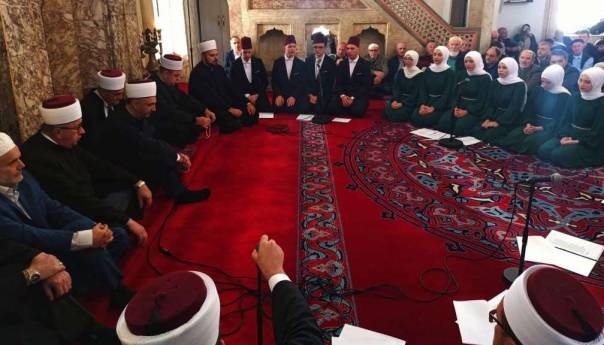 Centralna mevludska svečanost održana u Gazi Husrev-begovoj džamiji