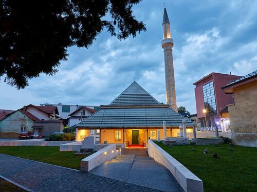 Centralna svečanost povodom Lejletu-l-miradža sutra u Gazi Turali-begovoj džamiji