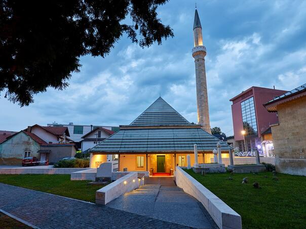 Centralna svečanost povodom Lejletu-l-miradža sutra u Gazi Turali-begovoj džamiji