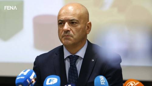 Čerkez: Ako pacijentima treba test, zašto medicinski radnik ne bi bio vakcinisan