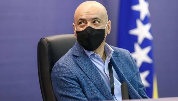 Čerkez: Maska je dokazano zaštitno sredstvo