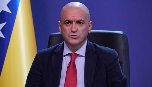 Čerkez o početku rada gradskog prevoza i vrtića