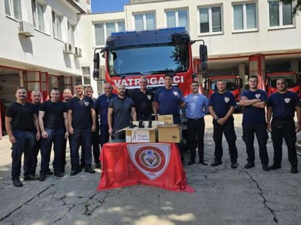 Češka organizacija i ministar Balavac osigurali donaciju opreme mostarskim vatrogascima