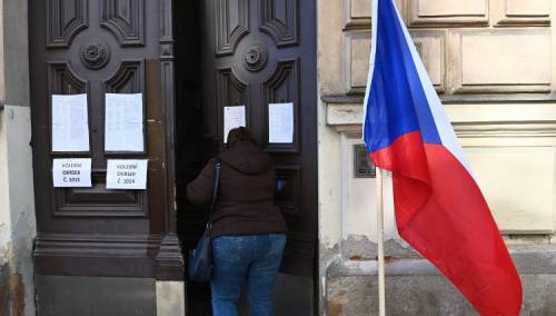 Češka TV: Češka opozicija osvaja većinu mjesta na izborima za donji dom