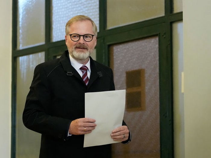 Češka vlada podnosi ostavku, pobjednik izbora Babiš bliži novoj vladi