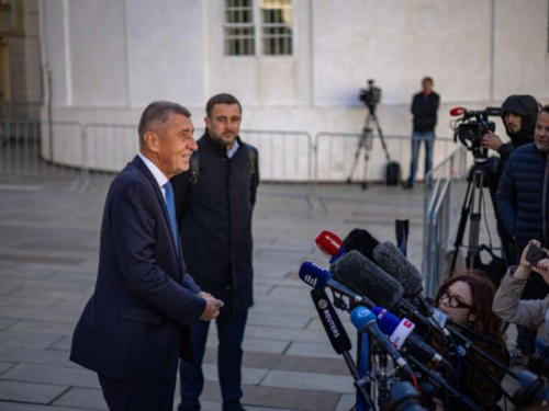 Češki predsjednik imenovao pobjednika izbora Babiša da vodi pregovore o vladi