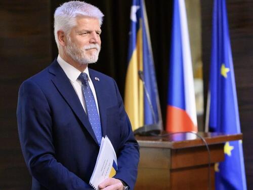 Češki predsjednik potpisao odluku kojom će se na komunizam i nacizam gledati isto