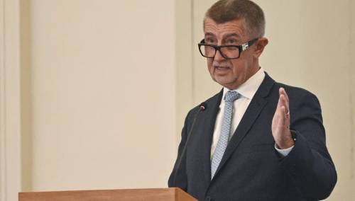 Češki premijer zabrinut zbog 'Balkanske rute', zagovara proširenje EU