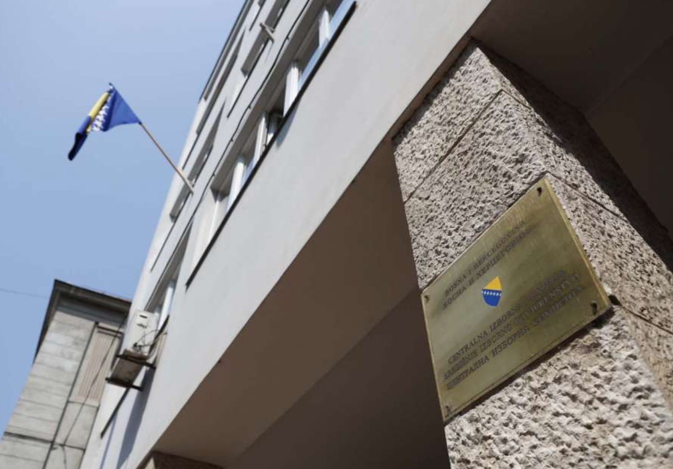 Četiri firme u trci za CIK-ov tender težak 100 miliona KM