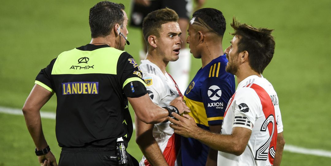 Četiri gola i dva crvena u još jednom ludom Superclasicu između Boce i Rivera