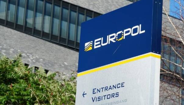 Četiri Hrvata osumnjičena za krijumčarenje droge i oružja u više europskih zemalja