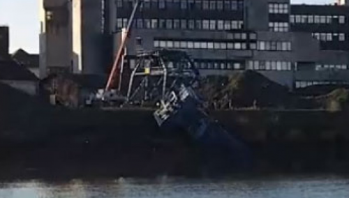 Četiri osobe ozlijeđene nakon rušenja dizalice u osječkoj luci