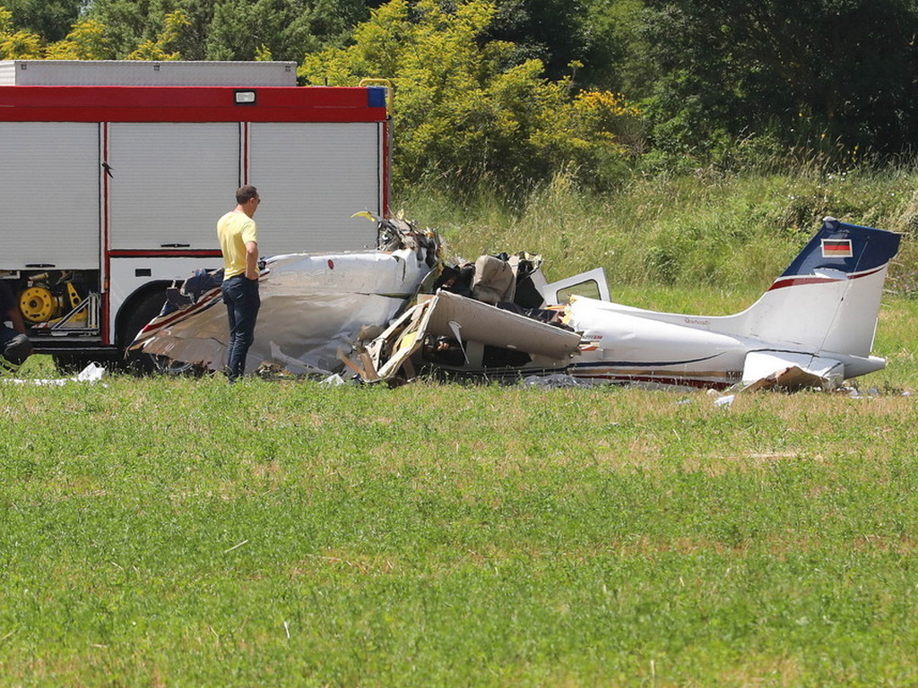 Četiri osobe poginule u padu aviona u Medulinu: Pilot se samo zabio u zemlju!