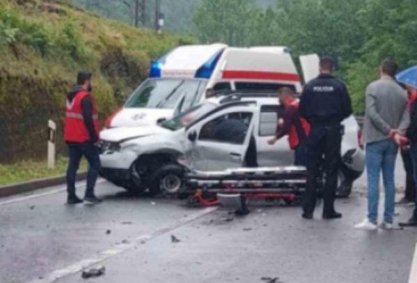 Četiri osobe povrijeđene u sudaru u Srbljanima