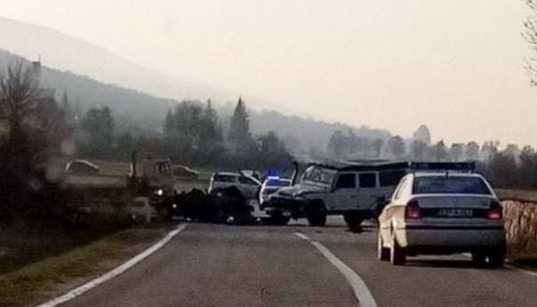 Četiri osobe smrtno stradale u saobraćajnoj nesreći kod Livna