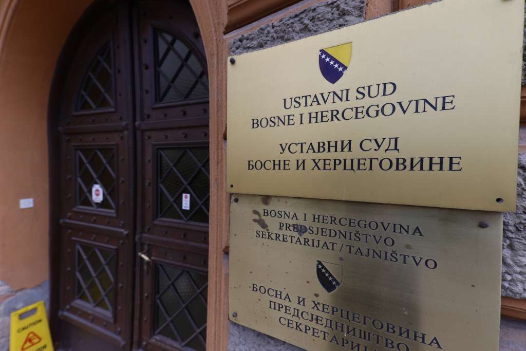 Poslanici traže blokadu zaključaka NSRS: Ustavni sud na potezu
