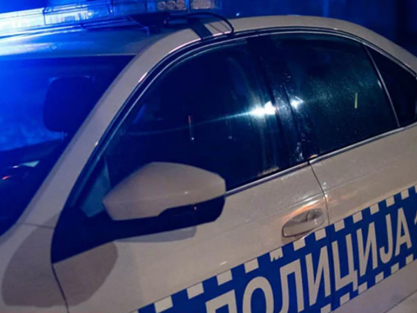 Četvero uhapšenih zbog obračuna nožem i gasnim pištoljem u kafiću