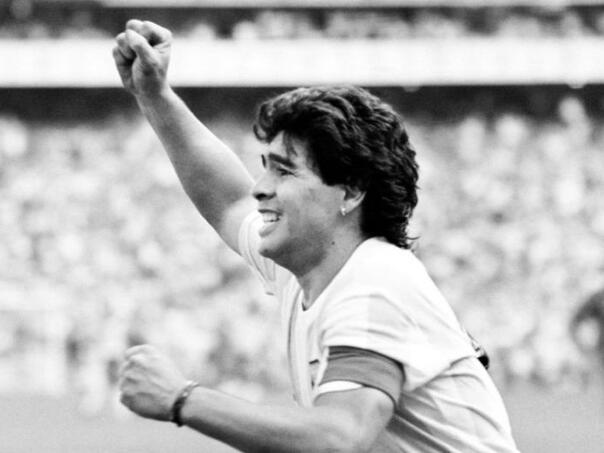 Četvrta godišnjica smrti Diega Armanda Maradone