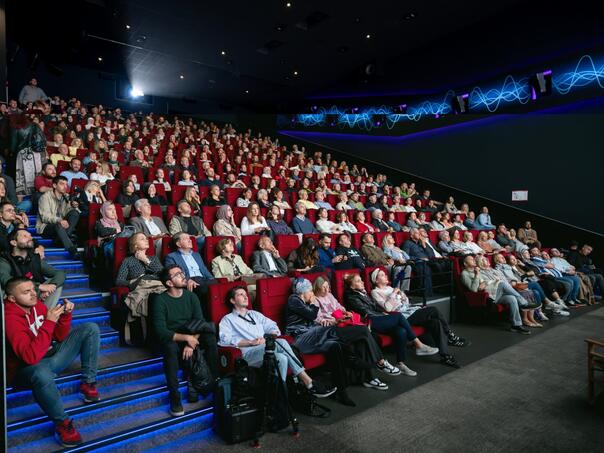 Četvrti dan AJB DOC-a: Panel o nasilju nad ženama i sjajni dokumentarci