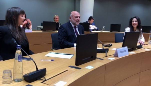 CG otvorila posljednje poglavlje s EU