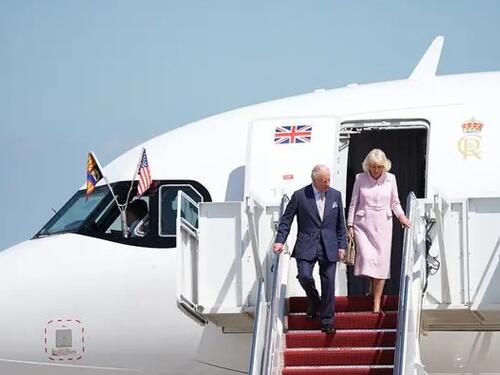 Charles i Camilla odat će počat žrtvama 11. septembra