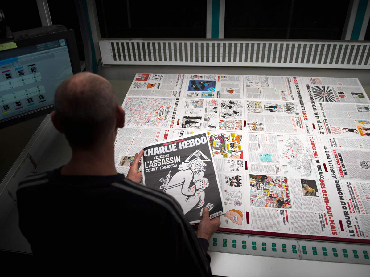 Charlie Hebdo ponovo objavljuje kontroverzne karikature poslanika Mohammeda