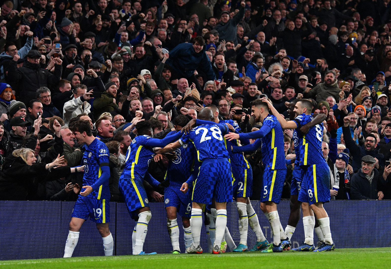 Chelsea slavio u londonskom derbiju