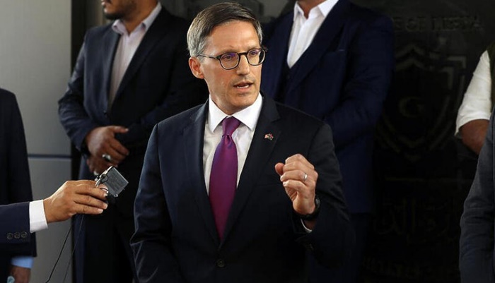 Chollet vlastima RS: Povlačenje iz institucija vodi u ekonomski ćorsokak