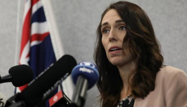 Chris Hipkins će zamijeniti Jacindu Ardern na mjestu novozelandskog premijera