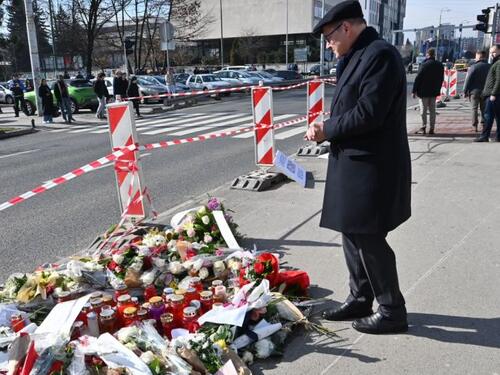 Schmidt odao počast poginulom Erdoanu i povrijeđenoj Elli