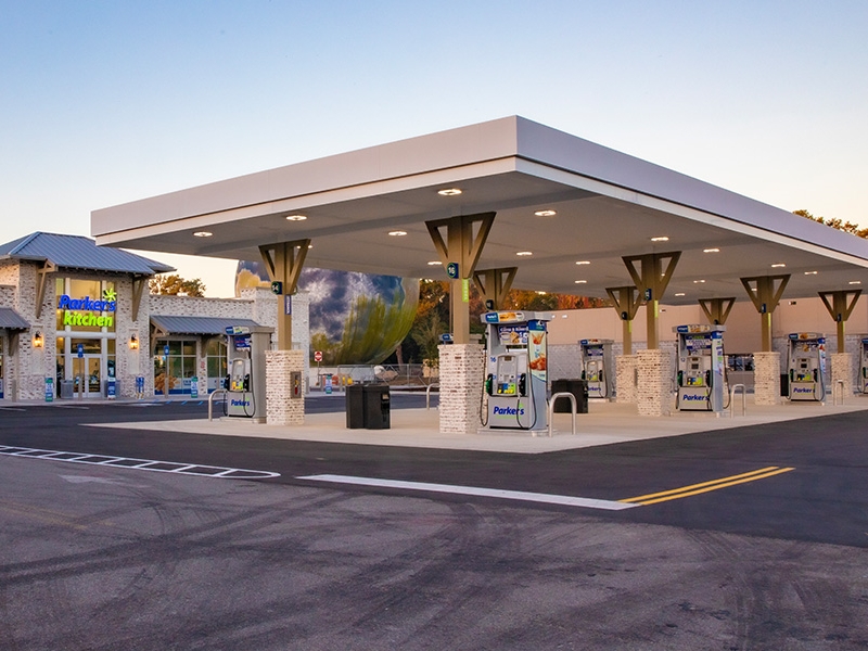 Cijene benzina u SAD prvi put od početka rata blago pale