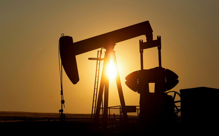 Cijene nafte oštro pale zbog pojave nove varijante koronavirusa