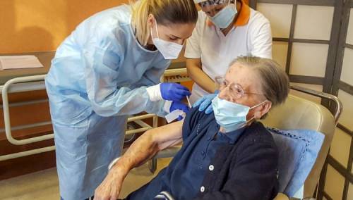 Cijepljena 108-godišnja Talijanka