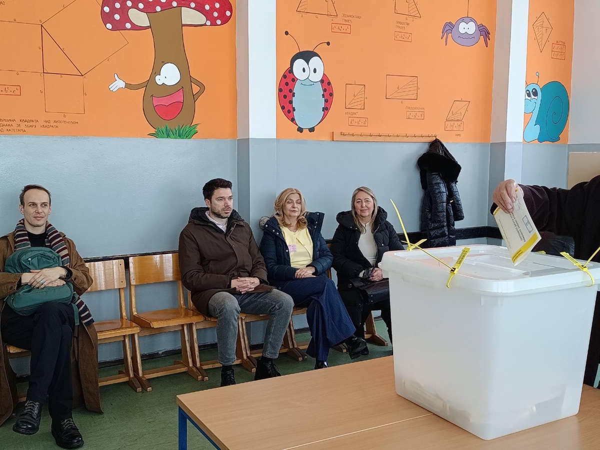 Do 15 sati glasalo 26 posto birača, CIK BiH hitno zasjedao