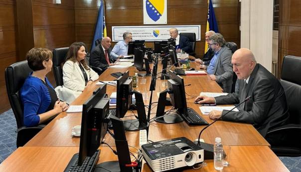 Popunjen Dom naroda BiH, čeka se konstituirajuća sjednica