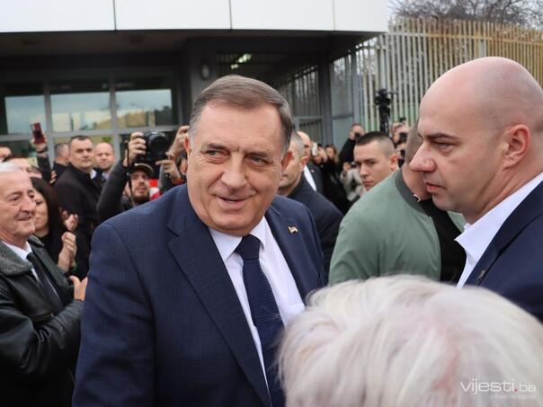 Sud u Banjoj Luci Dodika "sklanja" s funkcije predsjednika SNSD-a?