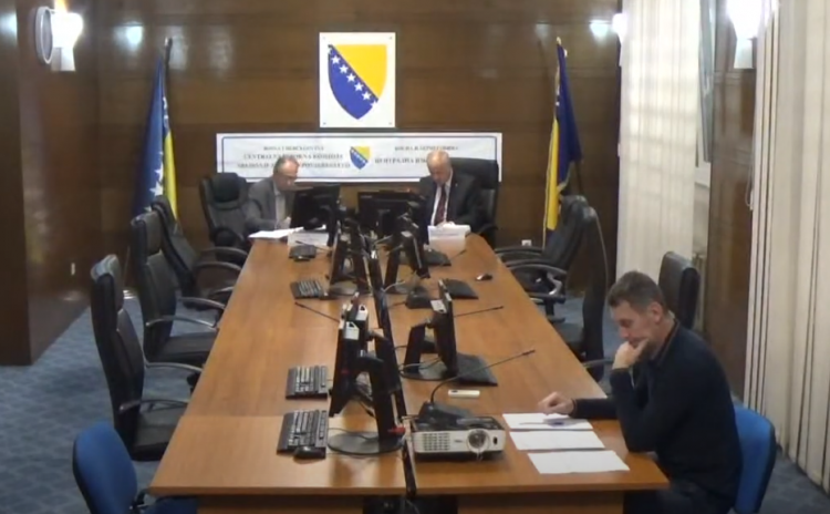CIK BiH ukinuo akreditacije za 52 posmatrača zbog nepravilnosti
