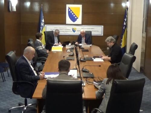 CIK usvojio odluku o postupku provođenja ponovnih izbora za predsjednika RS