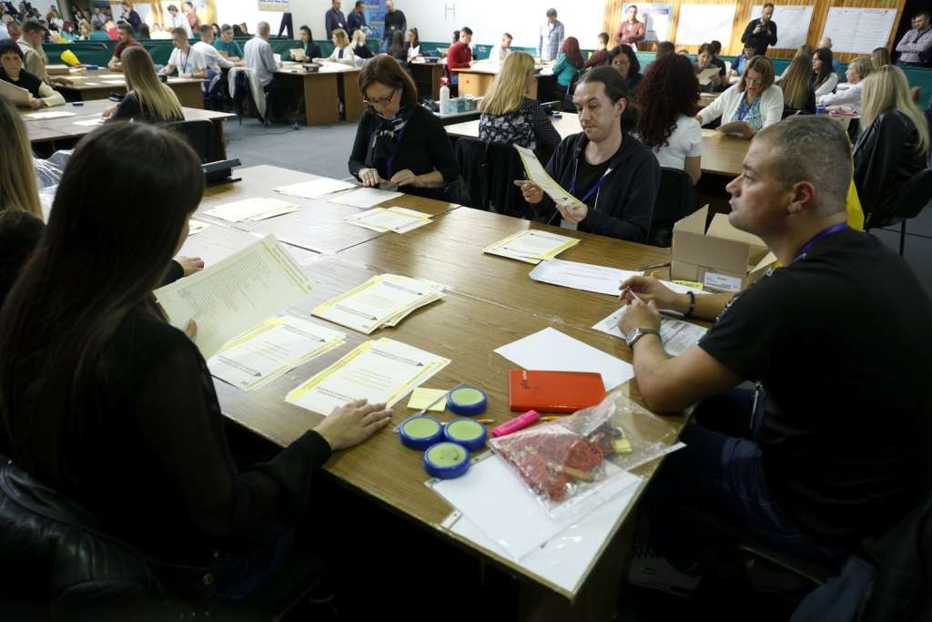 CIK donio Naredbu o ponovnom brojanju glasačkih listića u Glavnom centru za brojanje