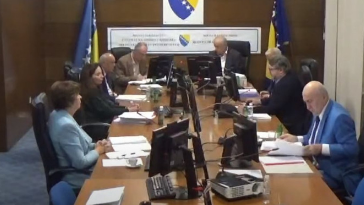 CIK: Građanima dugujemo izvinjenje, zadnja sjednica je bila užasna