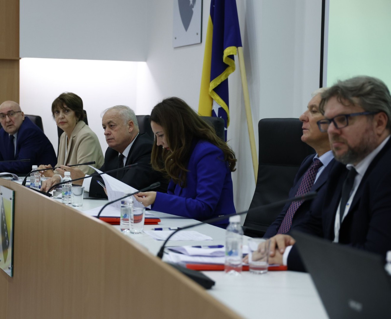 CIK iduće sedmice raspisuje izbore, usvojena Schmidtova pravila 